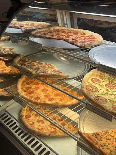 The Pizza Shop